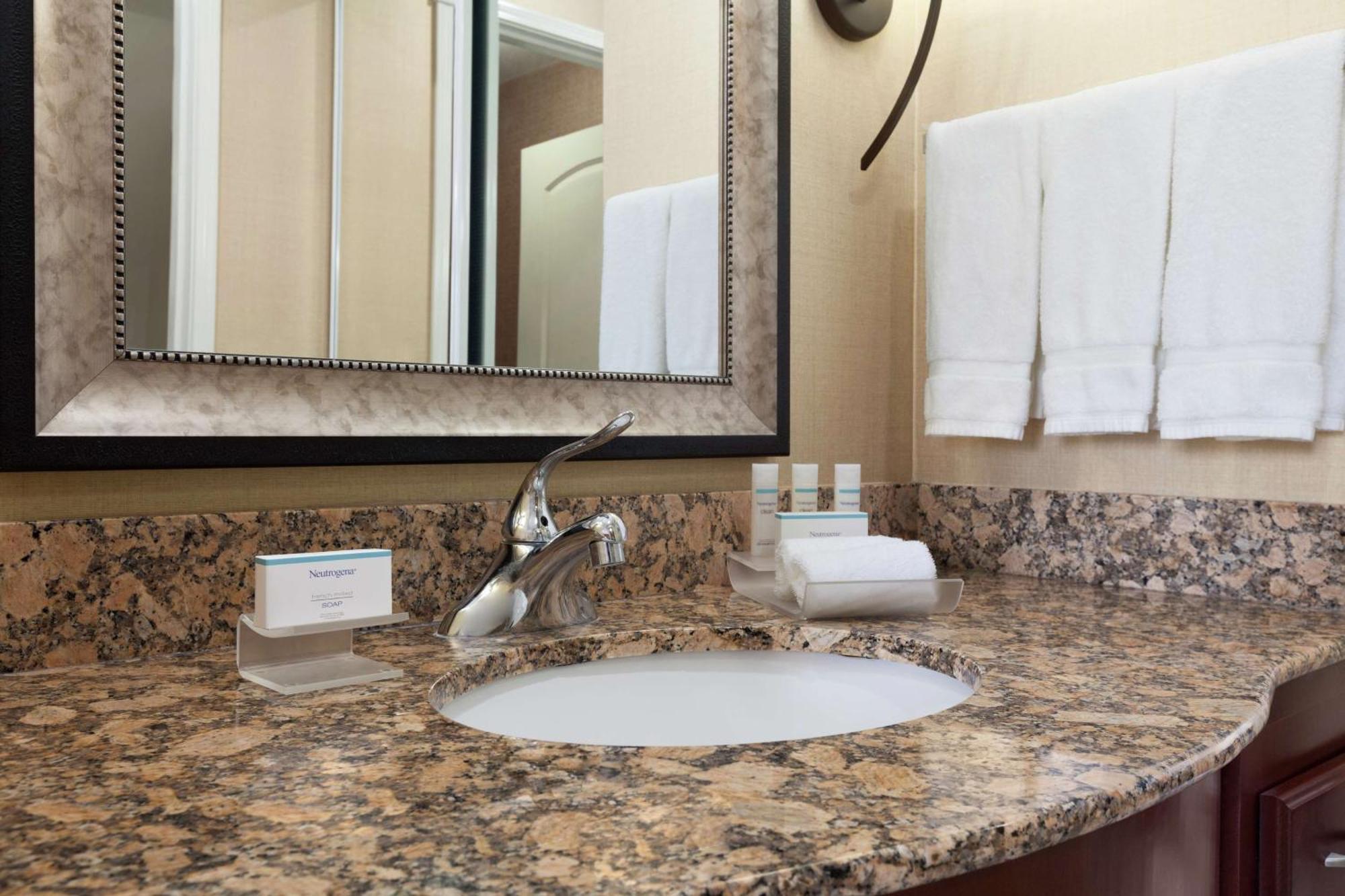 Homewood Suites Medford Eksteriør bilde