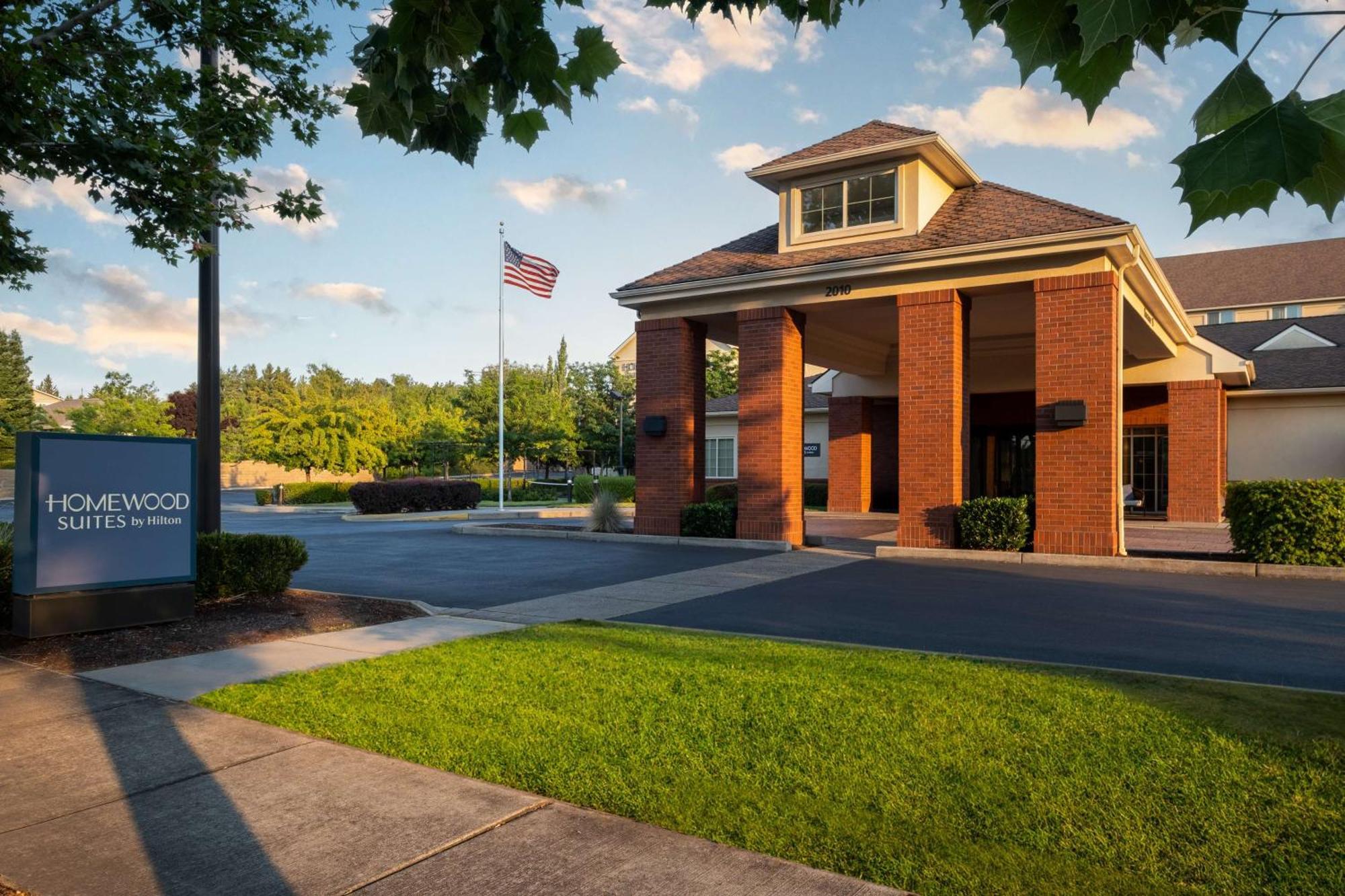 Homewood Suites Medford Eksteriør bilde