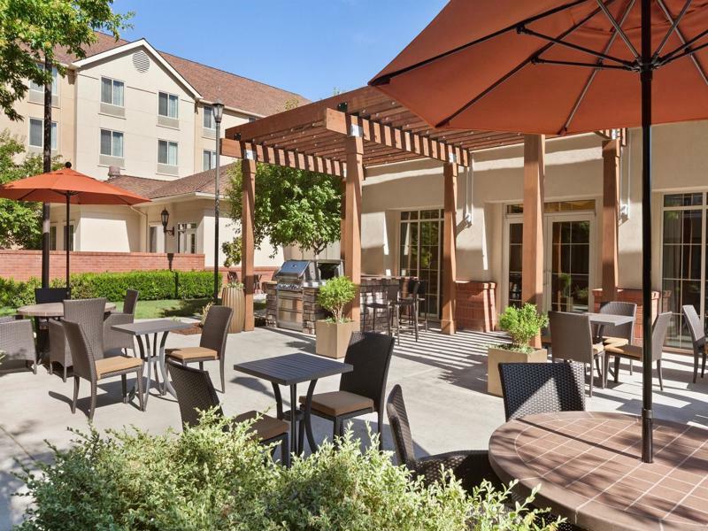 Homewood Suites Medford Eksteriør bilde